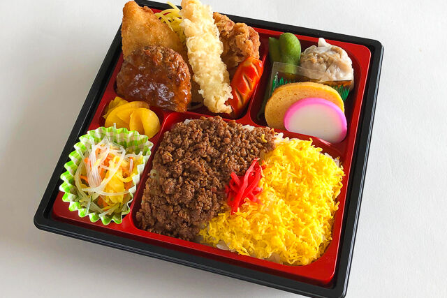 しおさい幕の内弁当（そぼろご飯）