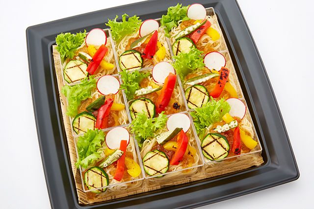 旬野菜とさっぱりポン酢ジュレのジャパニーズパスタ