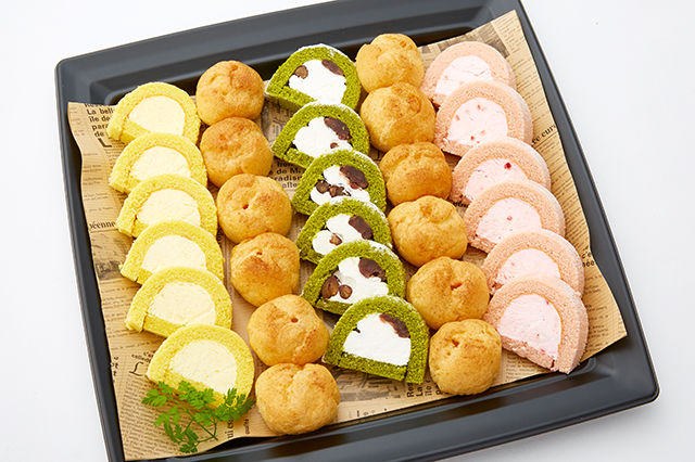 3種ロールケーキとプチチュークリーム盛合わせ
