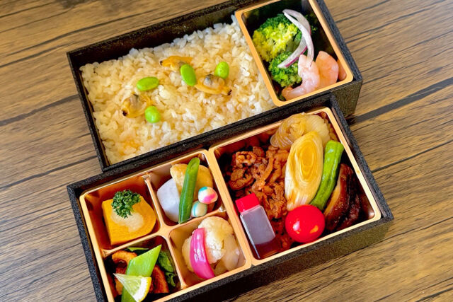 【熨斗対応可】厳選牛トマトすき焼き2段御膳