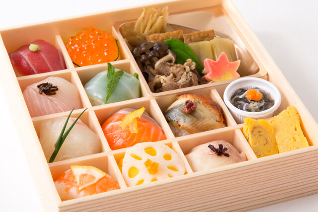 手毬寿司と牛すき焼き膳～特上～