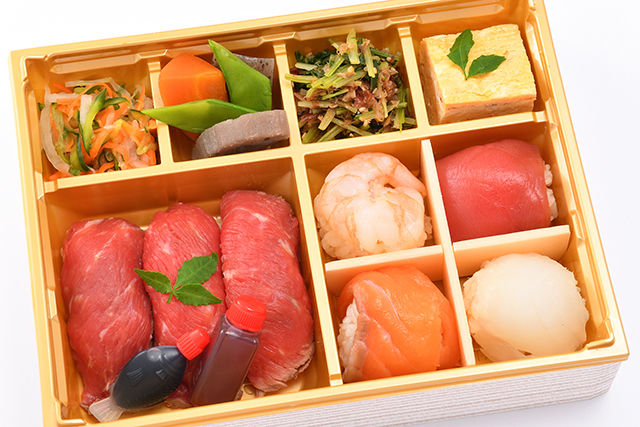 こい希特製彩り御膳～国産牛の肉寿司と手まり寿司～