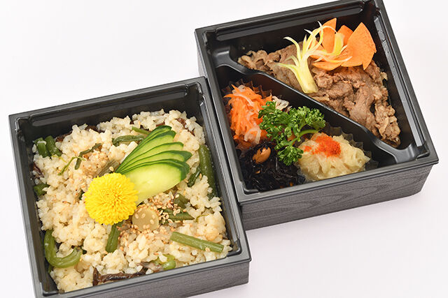 国産牛の彩り二段御膳～季節の炊き込みご飯～