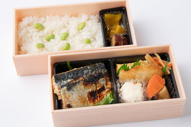 鯖の西京焼き二段重