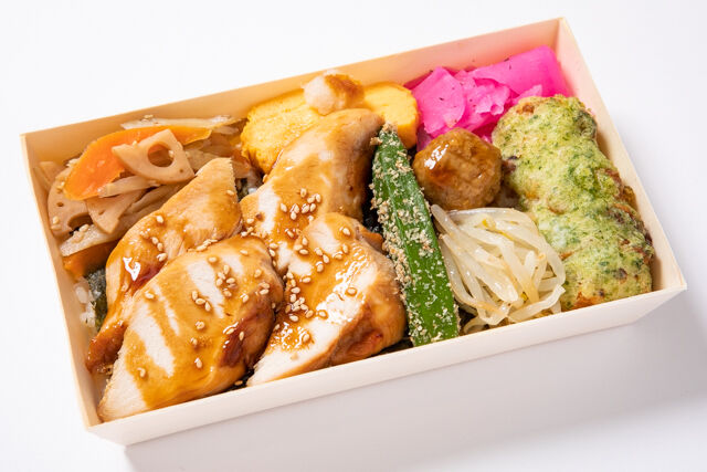 鶏照り焼き海苔重ね弁当