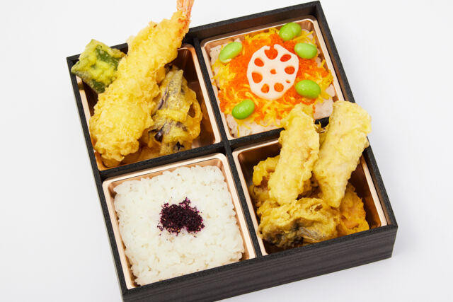 塩で食べる 特上ミックス天麩羅御膳