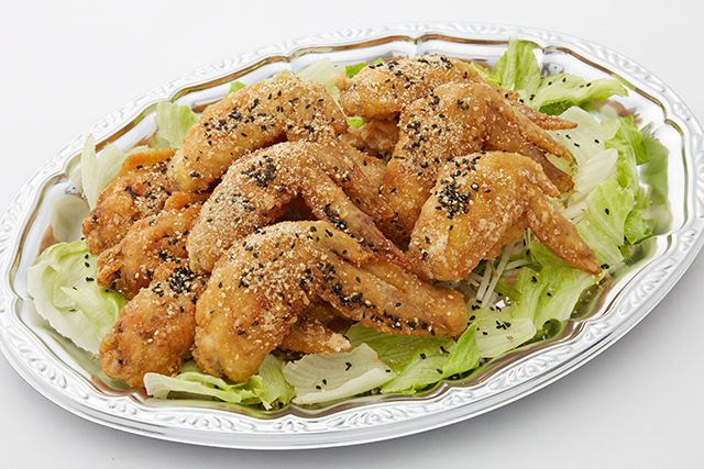 ついつい手が伸びる手羽先のスパイシー揚げ