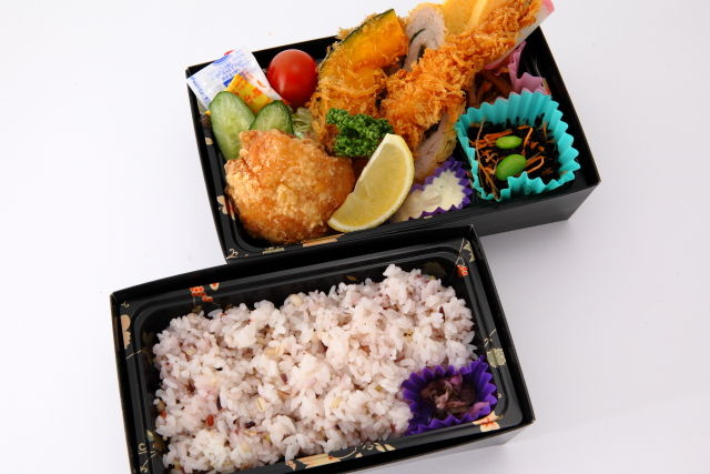 白宝豚ヒレしそ二段重