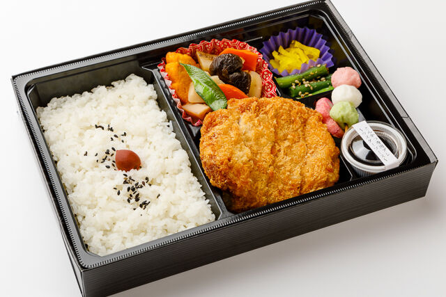 やわらかロースとんかつ弁当