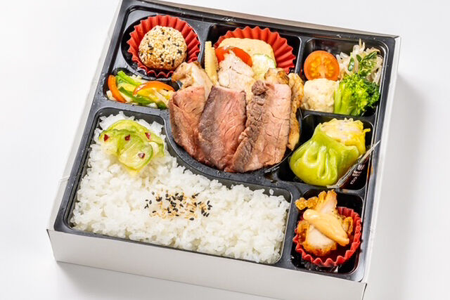 【熨斗対応可】厳選牛＆若鶏のステーキ御膳