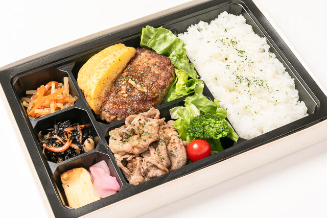 ハンバーグと焼肉御膳