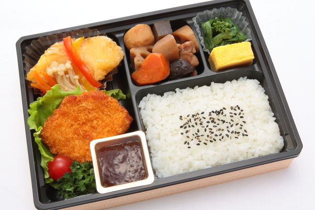 【がっつりダブルメイン】白身魚のあんかけとおろしチキンカツ弁当