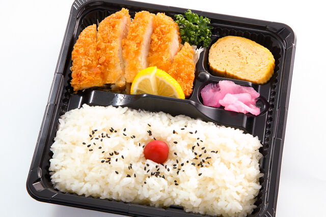 とんかつ弁当（NO.135）