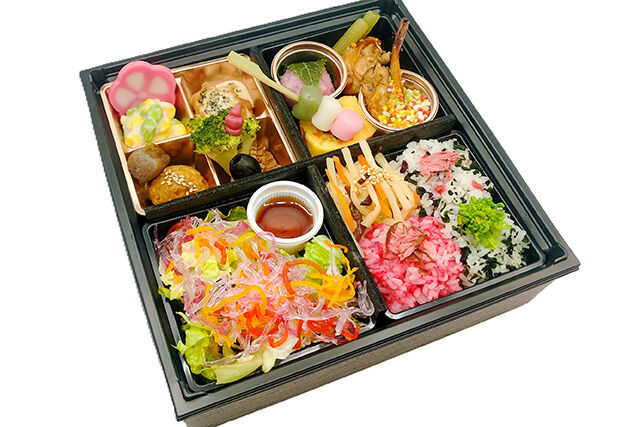 【春限定】比内地鶏と鰰の〜秋田桜満開お花見弁当〜