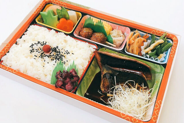 さば味噌煮弁当