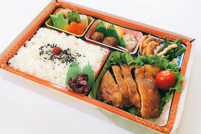 若鶏のロース煮弁当