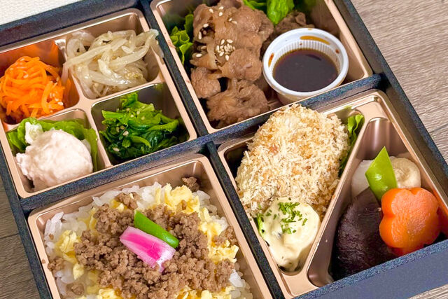 厳選牛生だれカルビ焼肉と特製タルタルの白身魚のフライ御膳