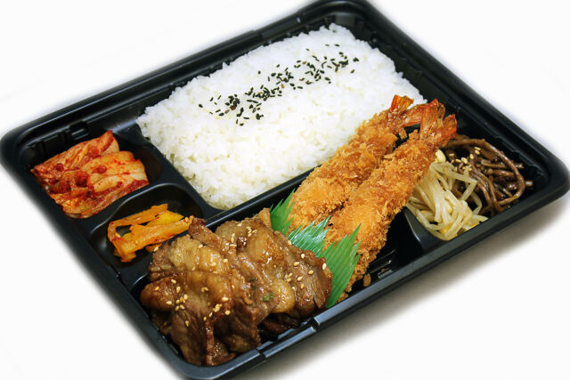 【コラボ弁当G】炭火焼肉・エビフライ