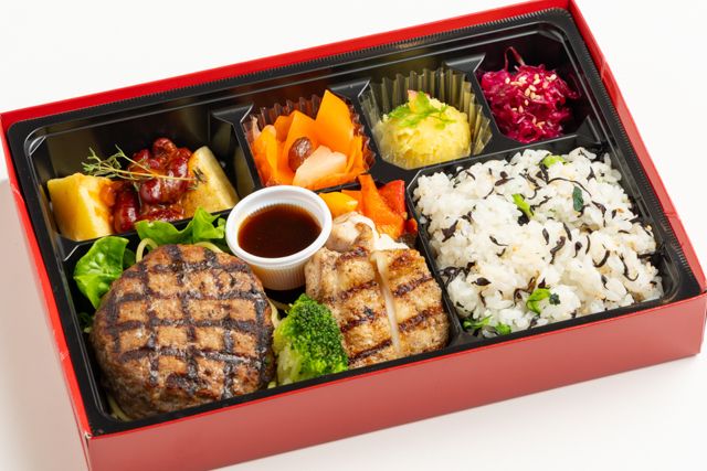 【熨斗対応可】直火網焼きステーキハンバーグ＆グリル・ド・チキン コラボ弁当