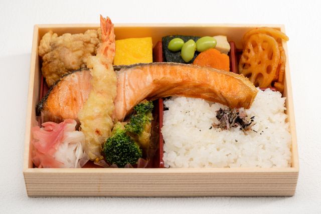 【昭和27年からの伝統】鮭の塩焼き御膳
