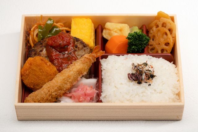 【三代目の自信作】自家製トマトソースのハンバーグ御膳