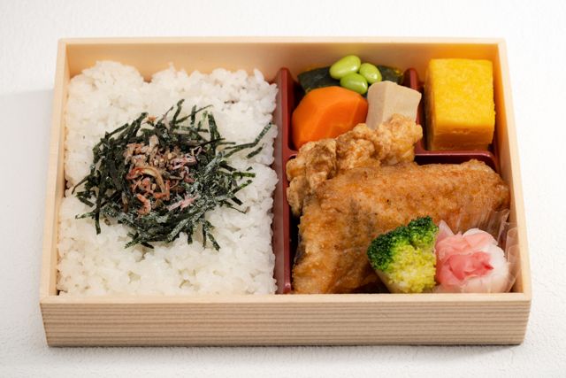 【横浜蔦金】サバの竜田揚げ海苔弁