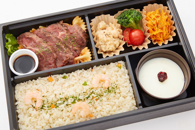 牛ランプステーキのバルサミコソース弁当【デザート付き】